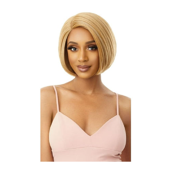 Outre Wigpop Kelly #DR Icy Blonde