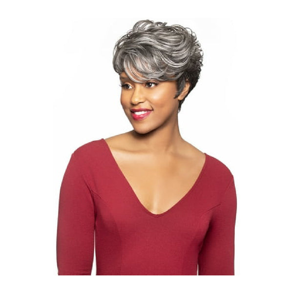 Foxy Silver Wig Gwendolyn